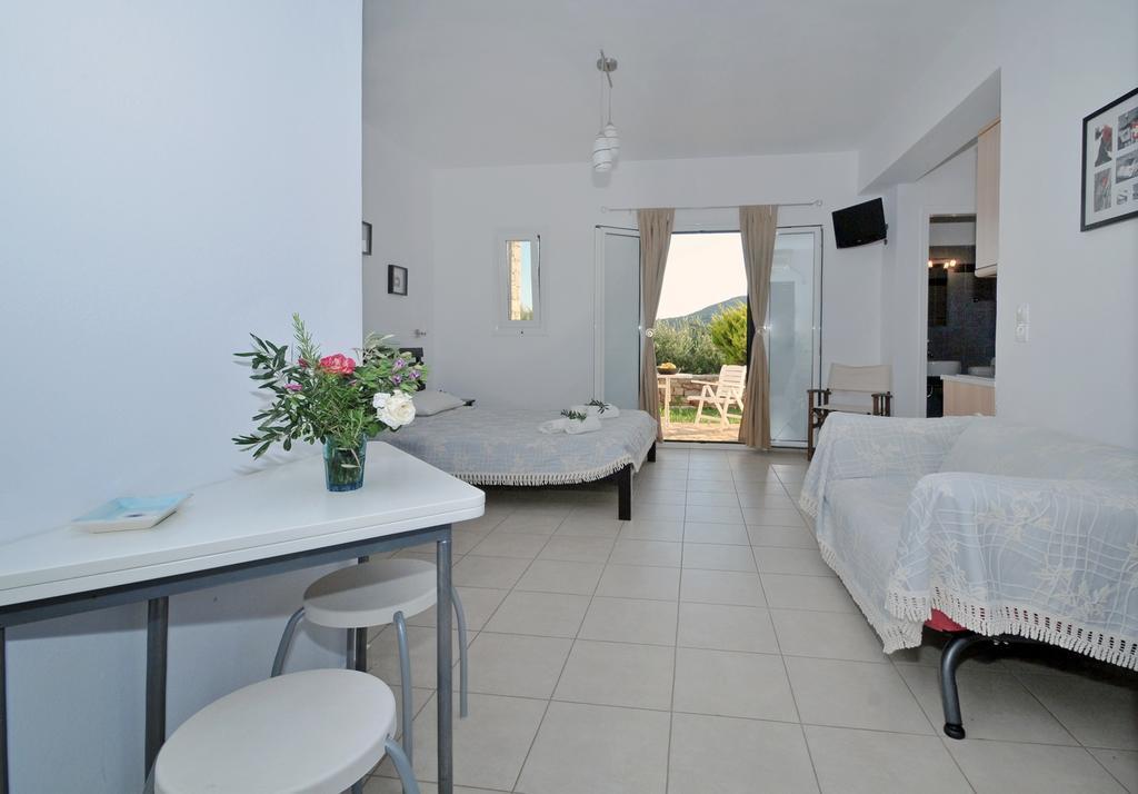 Elea Apartments Kalamos  Екстер'єр фото